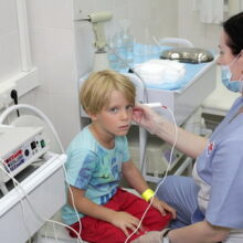 Лечение детей с болезнями уха и сосцевидного отростка